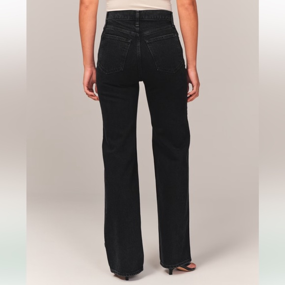 High Rise 90’s Jeans - Picture 4 of 5